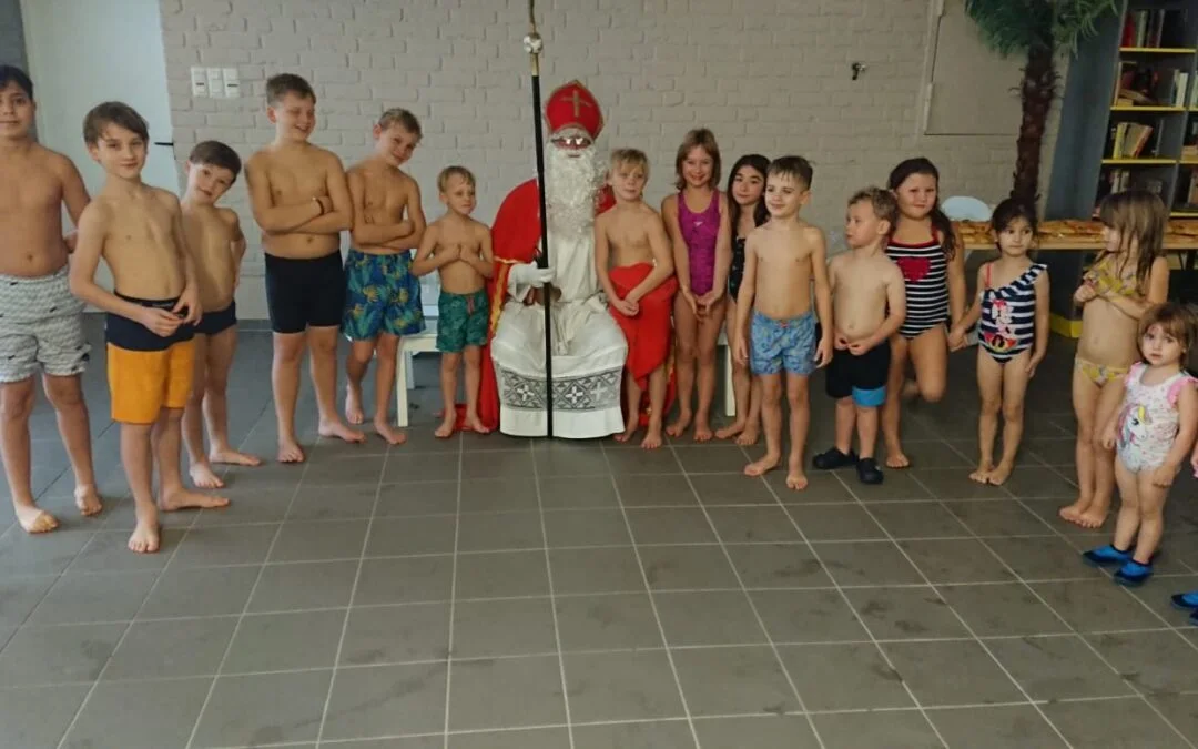 Nikolausbesuch im Hallenbad